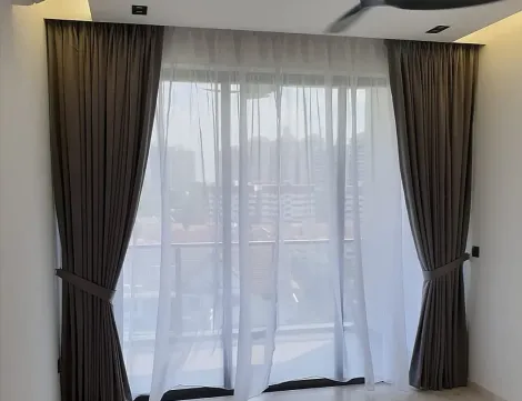 day-and-night-curtains-6