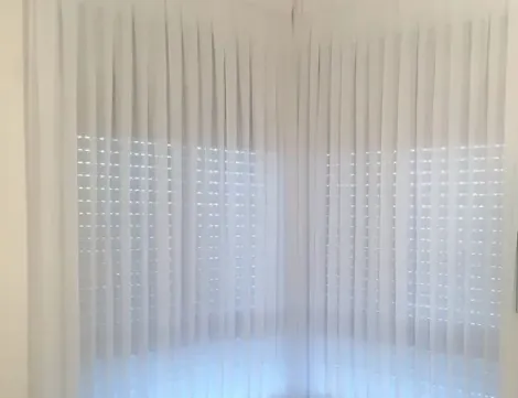 day-curtain-with-shaping-treatment