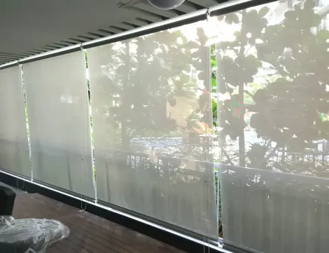 outdoor-roller-blinds-10