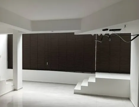 blackout-curve-venetian-blinds-2