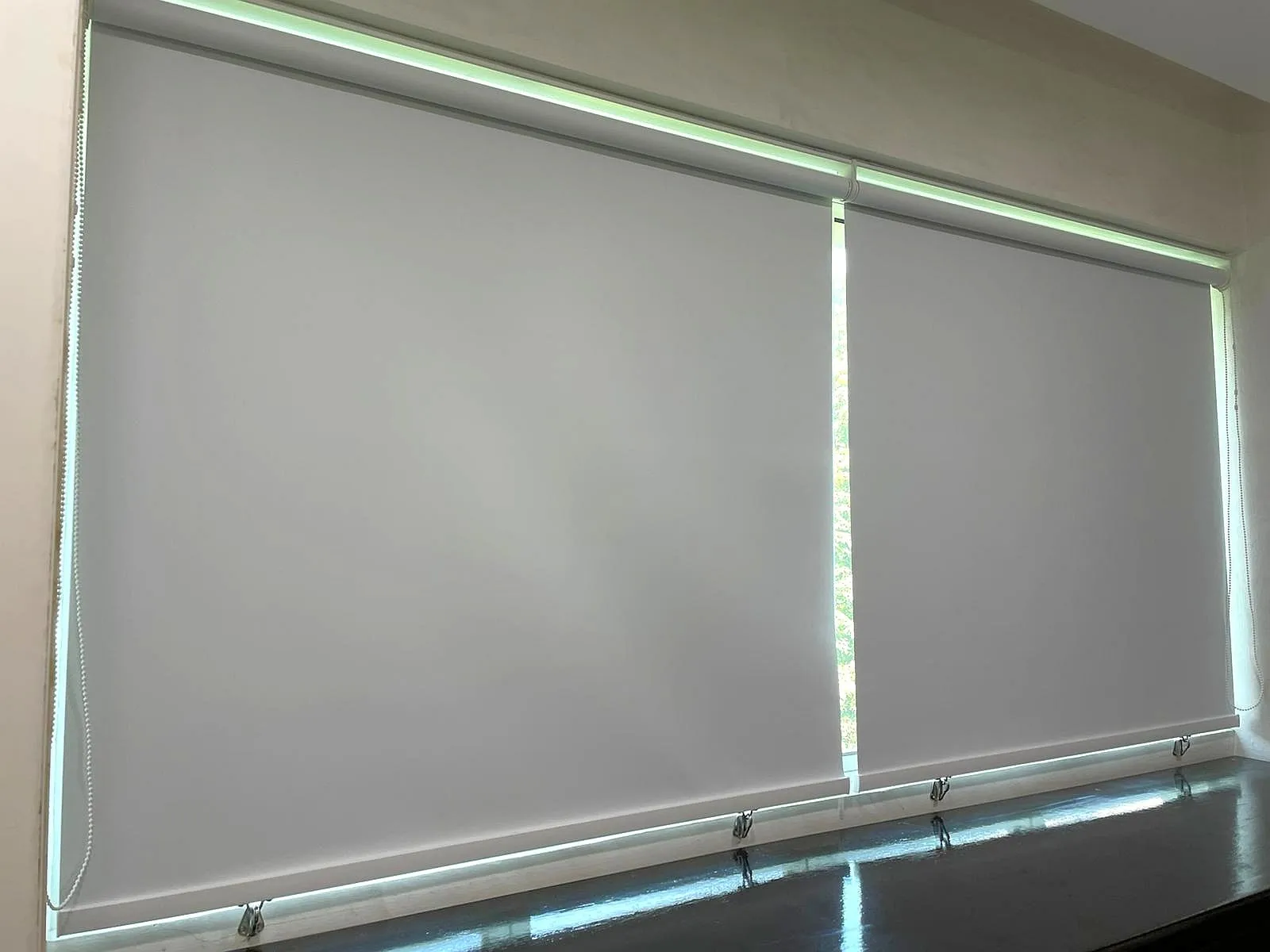 blackout roller blinds with hooks