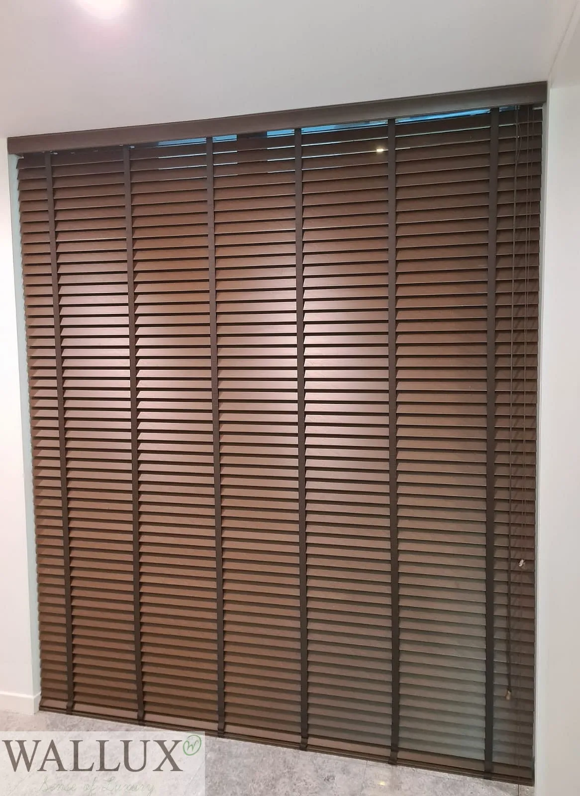 brown venetian blinds marble floor 1
