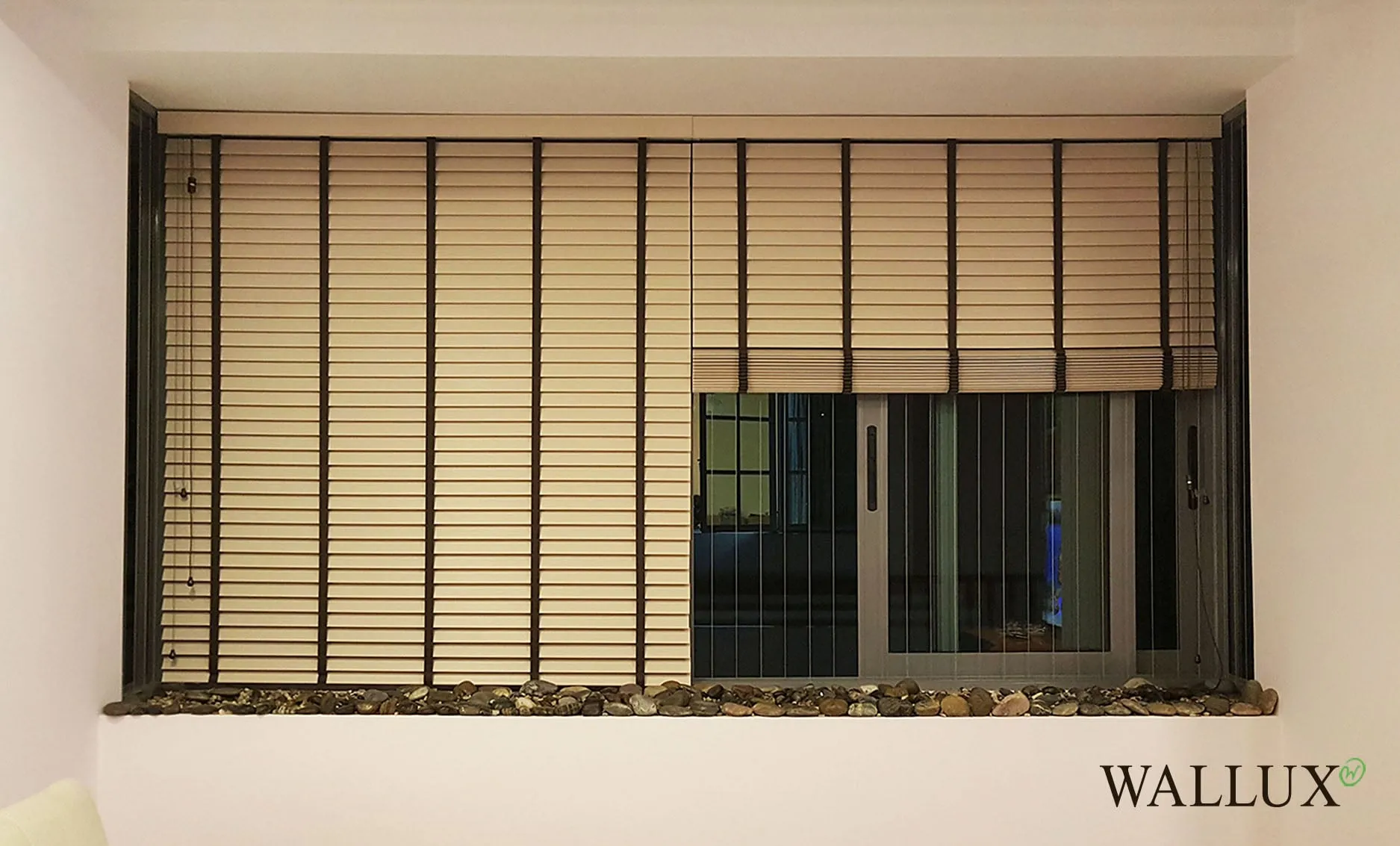 timber venetian blinds balcony 1